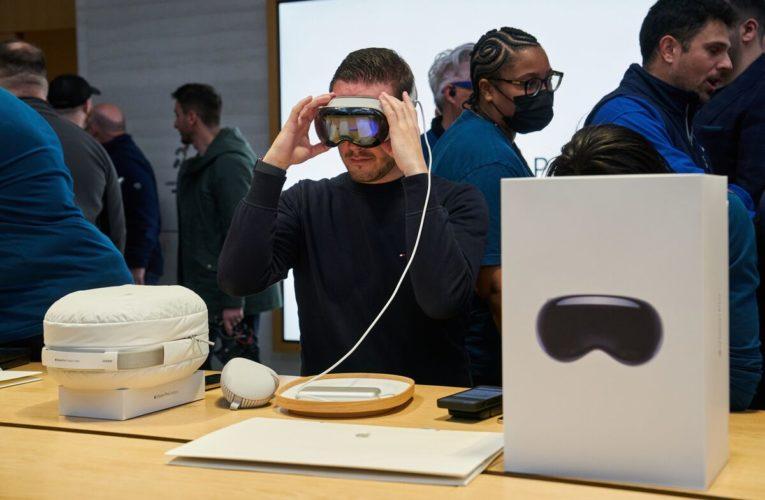 Почему самые преданные фанаты Apple возвращают свои Vision Pro